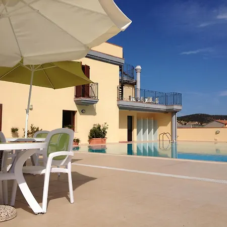 Stylish Le Fontane No2502 Apartment Villasimius
